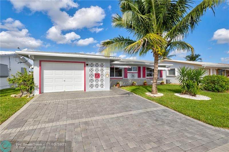 4403 49th Dr - Photo 1