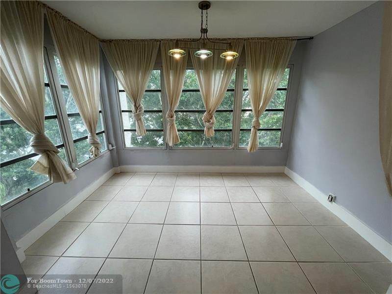 9420 Poinciana Pl - Photo 1