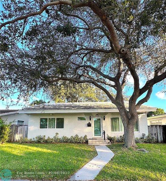 1323 Lincoln St - Photo 1