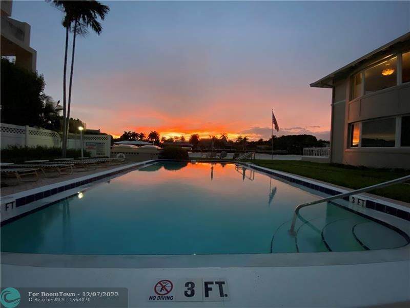 623 Bayshore Drive - Photo 1