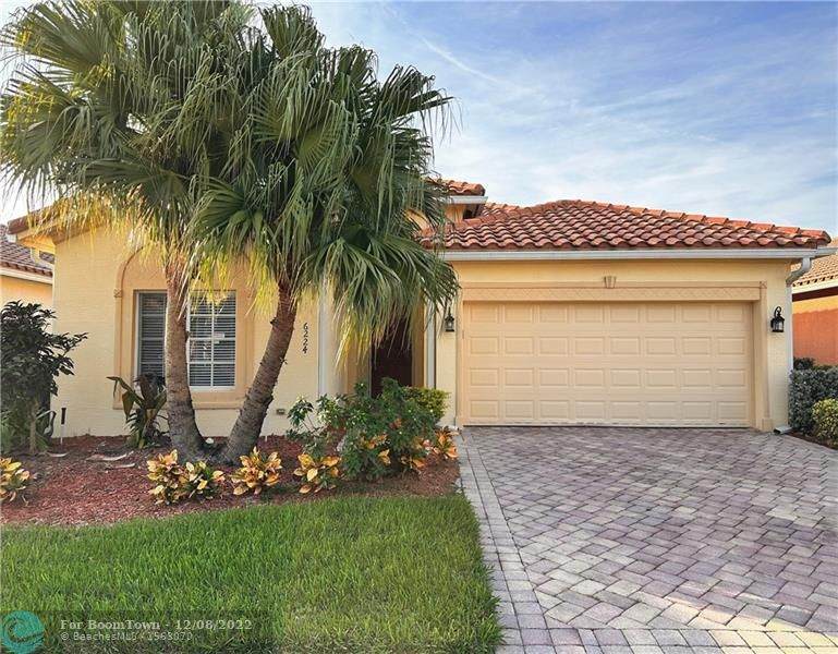 6224 Dorchester Way - Photo 1