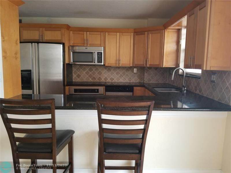 137 Golden Isles Dr - Photo 1