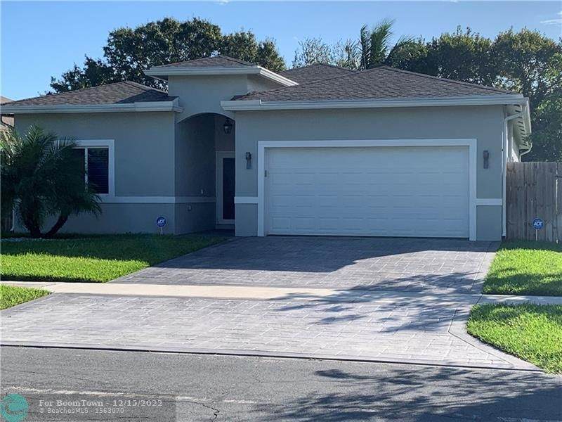 434 21st Ave - Photo 1