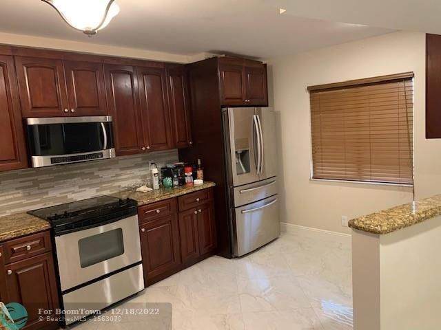 2206 Cypress Bend Dr - Photo 1