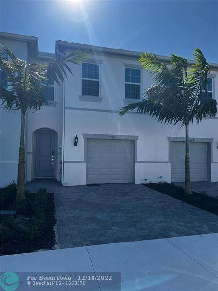 1844 Roxy Way - Photo 1