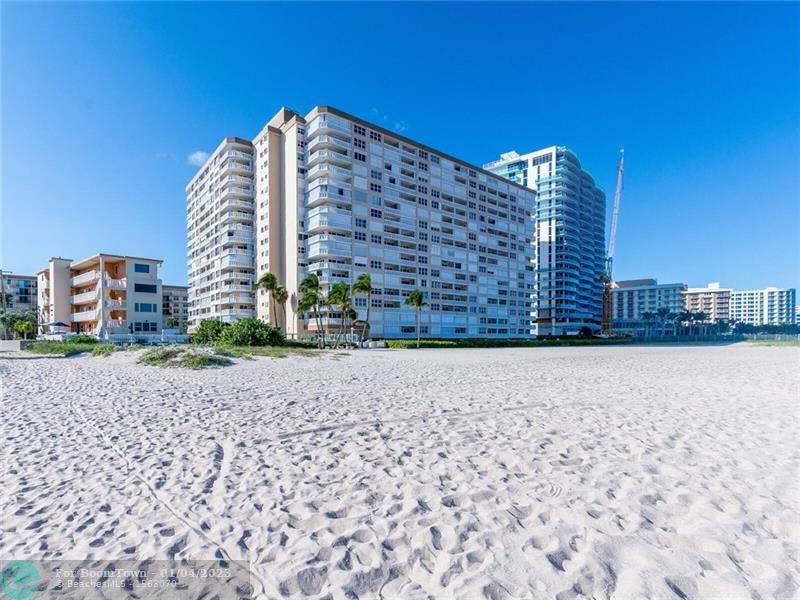 1012 Ocean Blvd - Photo 1