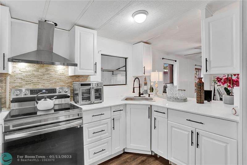 5100 30th Ave - Photo 1