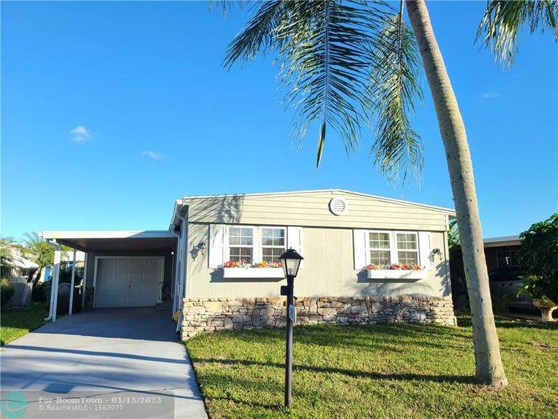 8396 Club Rd - Photo 1