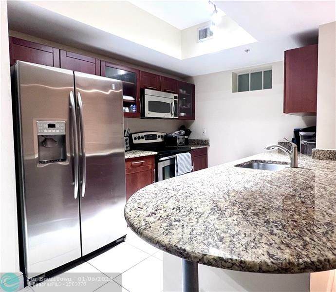7275 90TH Way - Photo 1