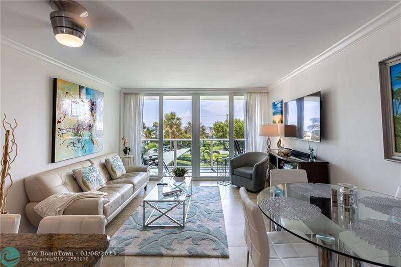 333 21st Ave - Photo 1