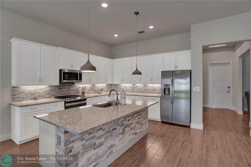 7436 Blue Spring Dr - Photo 1