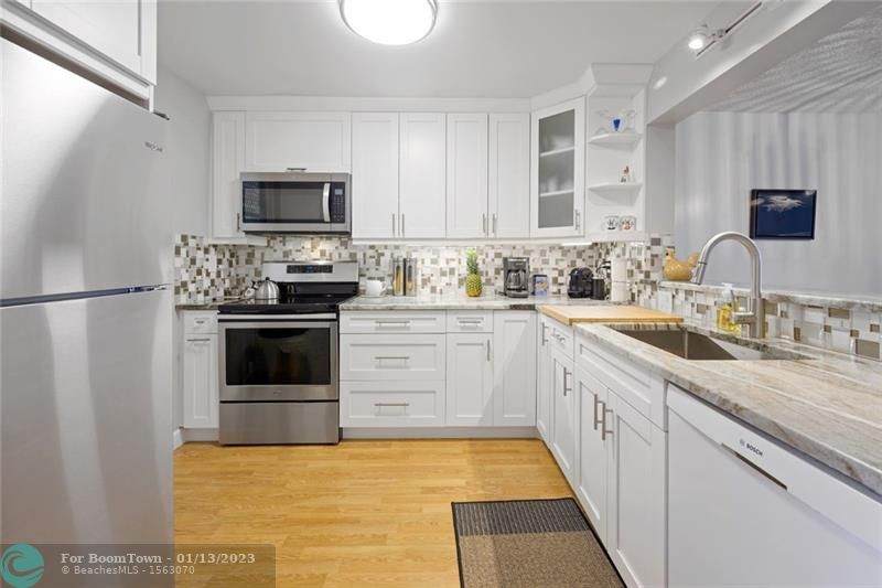 2304 Cypress Bend Dr - Photo 1