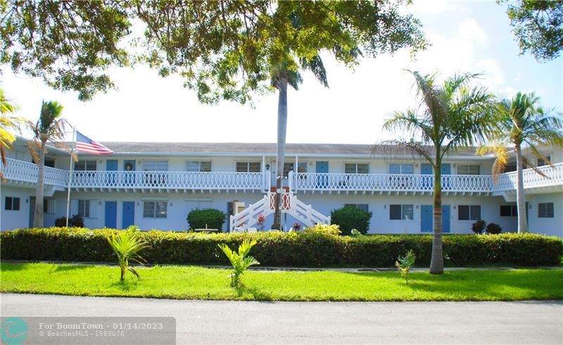 1422 Hayes - Photo 1