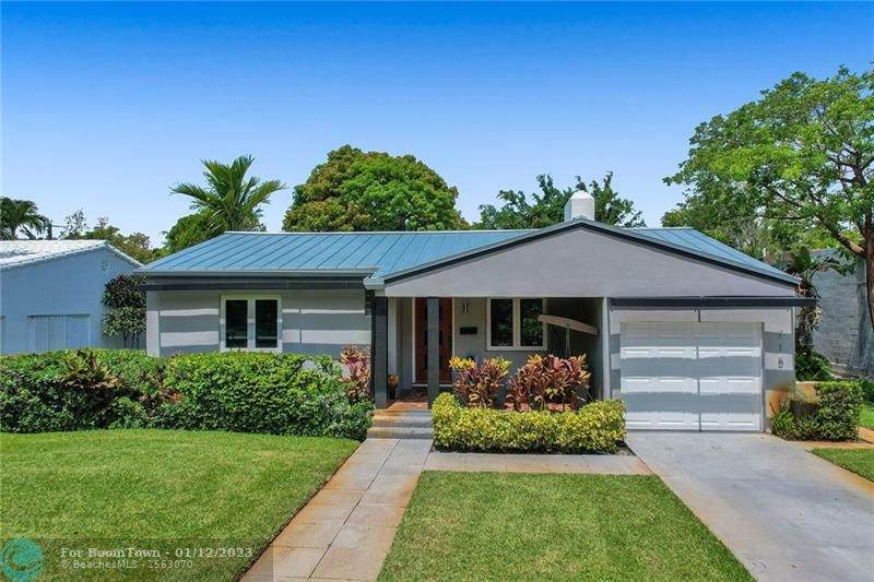 715 Victoria Park Rd - Photo 1