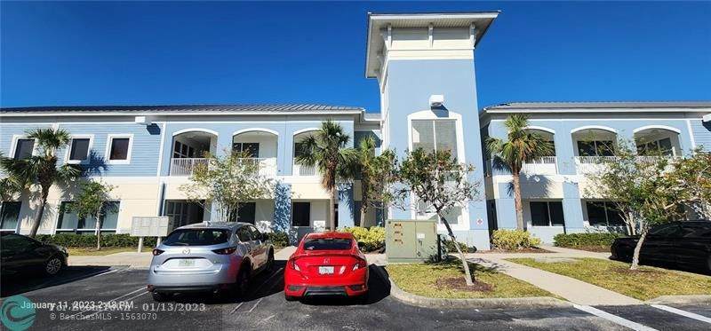 540 University Drive - Photo 1