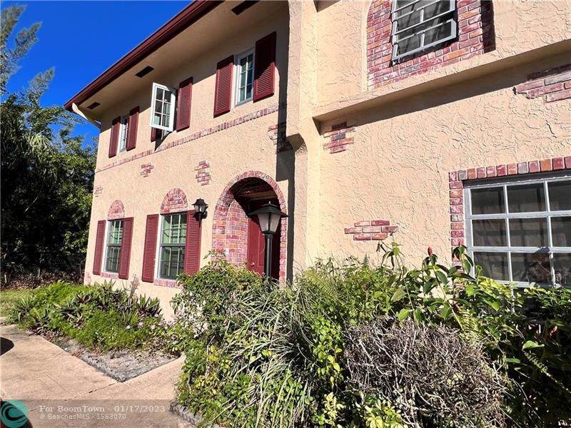 3062 Riverside Dr - Photo 1
