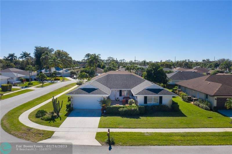 10806 Greentrail Dr - Photo 1