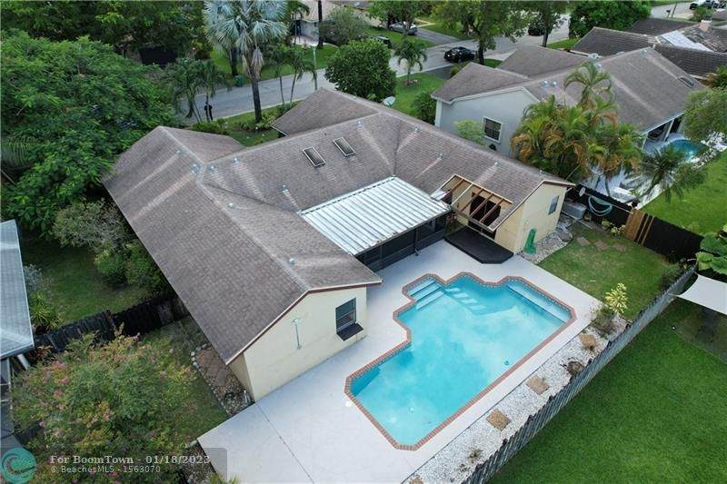 11282 44th St - Photo 1
