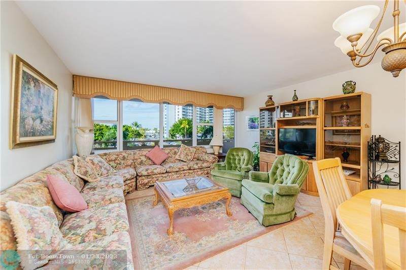 3333 34th St - Photo 1
