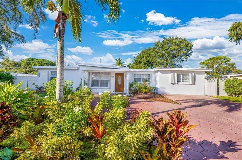 38 Miami Gardens Rd - Photo 1