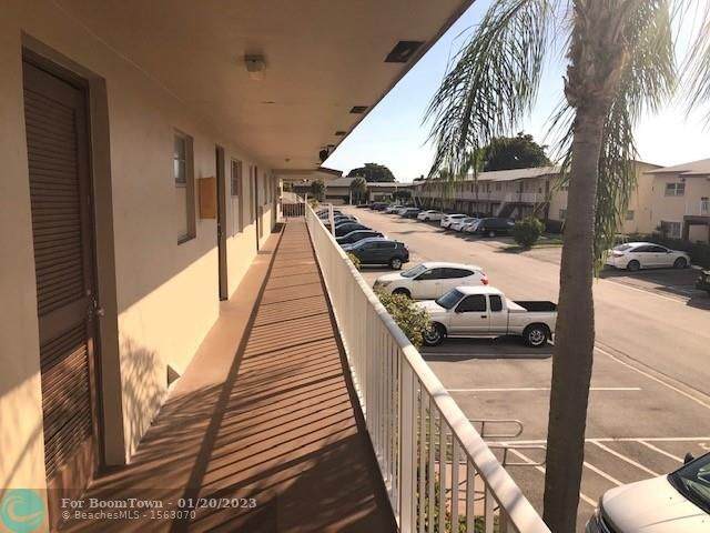 7605 5th Ct - Photo 1