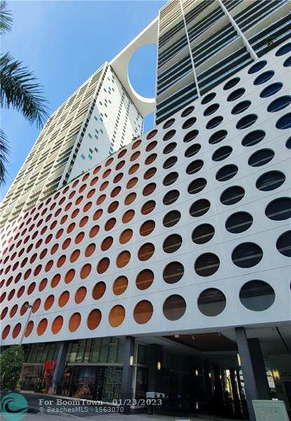 500 Brickell Ave - Photo 1