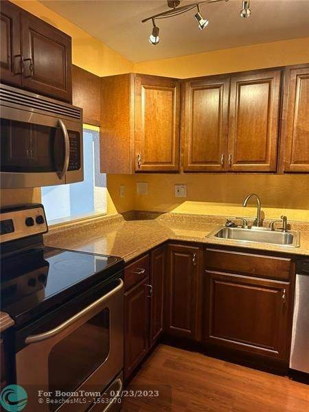 4374 9th Ave - Photo 1
