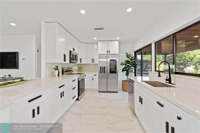 9819 Spanish Isles Dr. - Photo 1