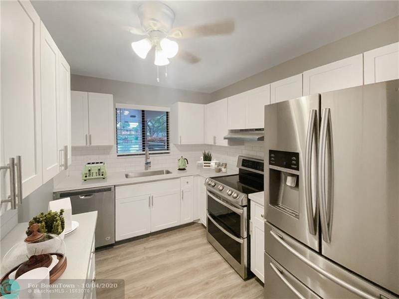 7412 Ashmont Cir - Photo 1