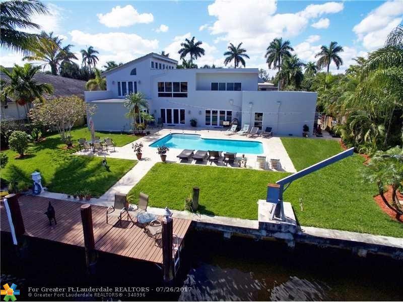 2330 Sw 27th Ave - Photo 1