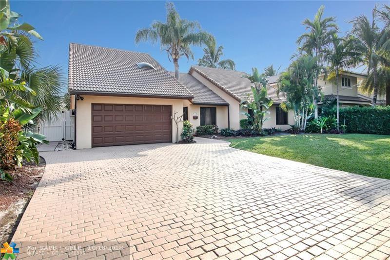 3208 40th Ct - Photo 1