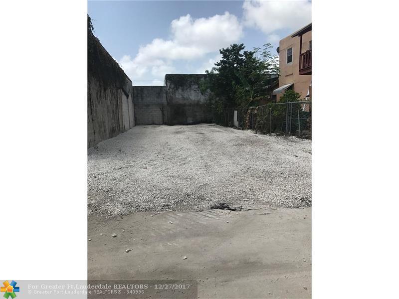 40 28th St - Photo 1