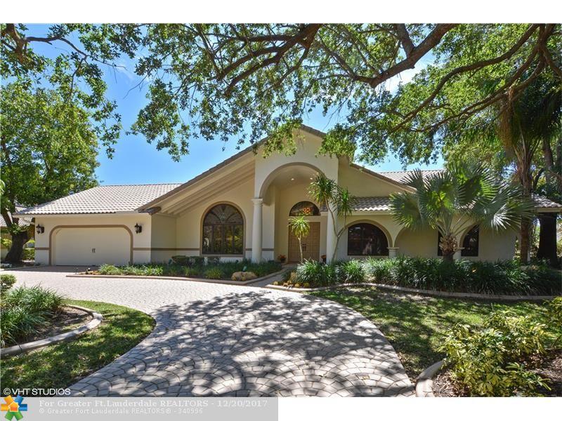 1724 Vestal Dr - Photo 1