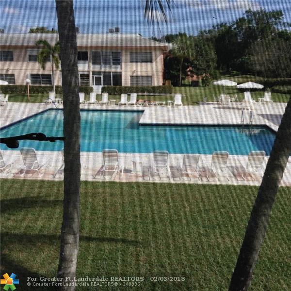 1108 Bahama Bnd - Photo 1