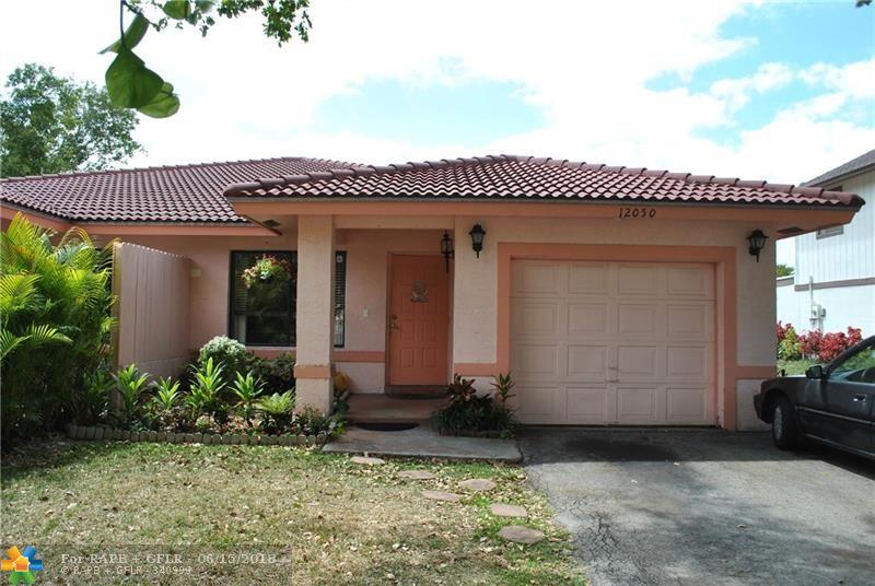 12050 33rd St - Photo 1