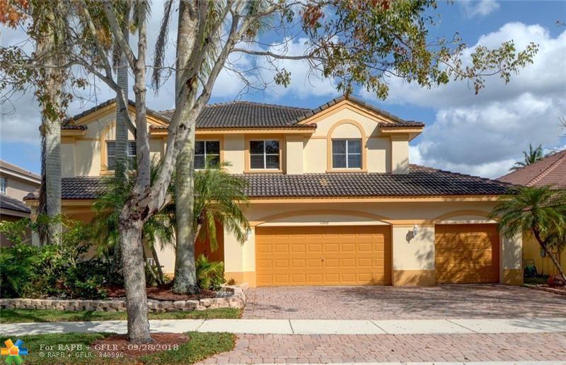 1206 Peregrine Way - Photo 1