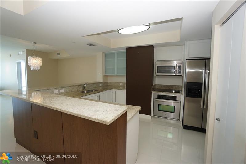 2831 Ocean Blvd - Photo 1