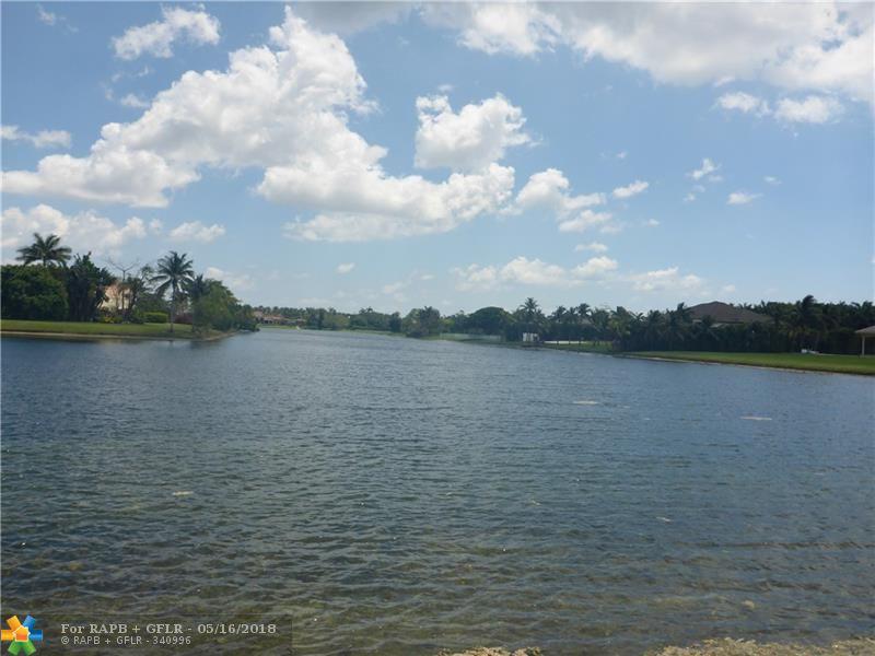 5750 Peppertree Cir - Photo 1