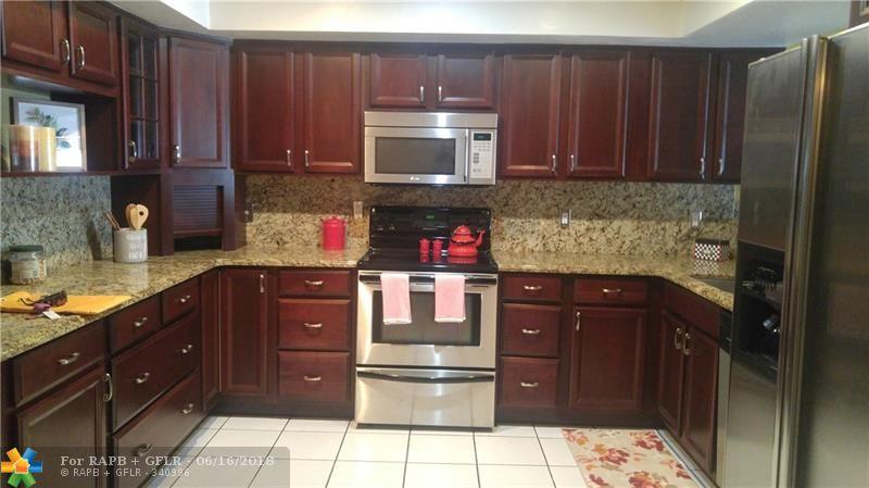 2808 34th Ave - Photo 1