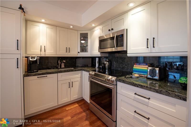 3510 Oaks Way - Photo 1