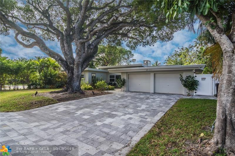 2033 32nd Ave - Photo 1