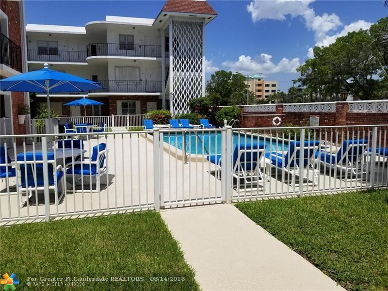 2340 9th St - Photo 1