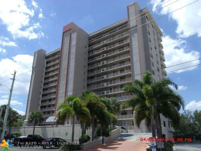 1401 Riverside Dr - Photo 1
