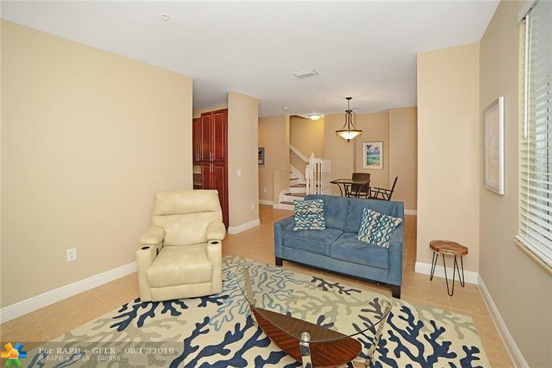 3647 5th Ter - Photo 1