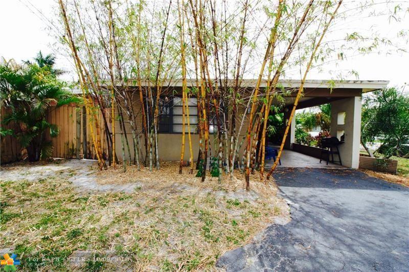 496 48th Ct - Photo 1