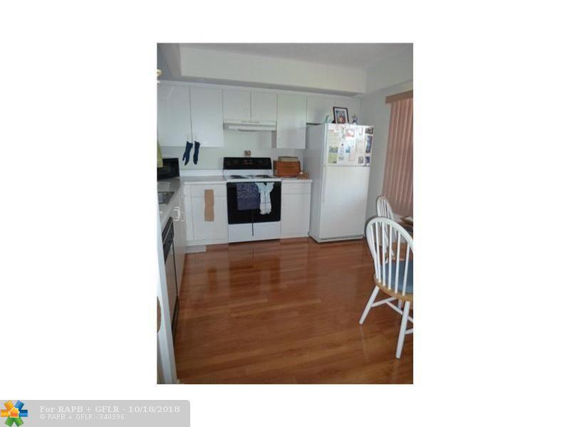 571 142ND AVE - Photo 1
