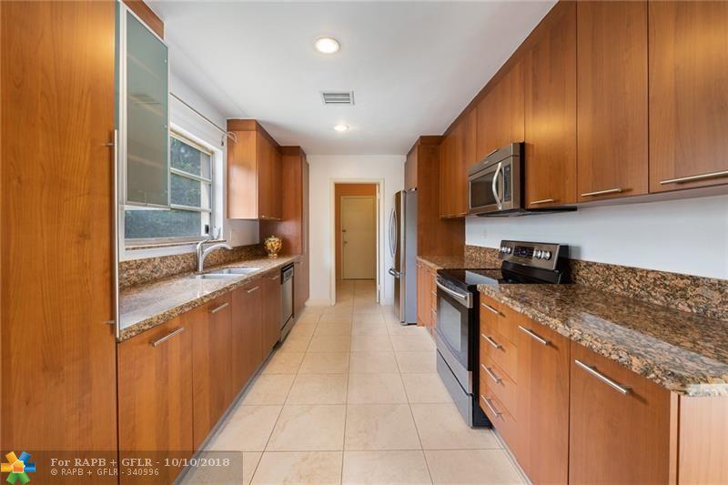4410 Buchanan St - Photo 1