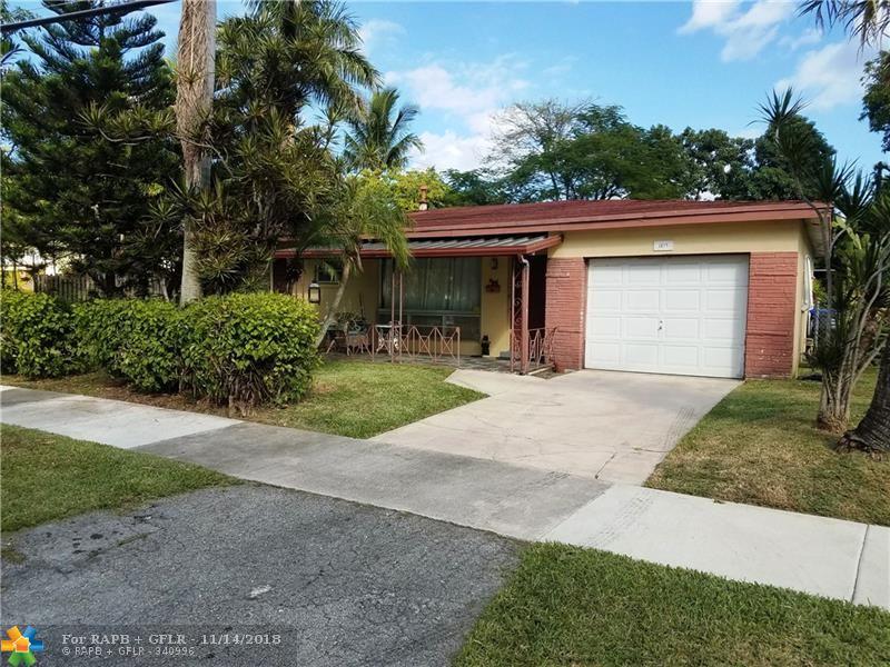 1217 15th Ave - Photo 1