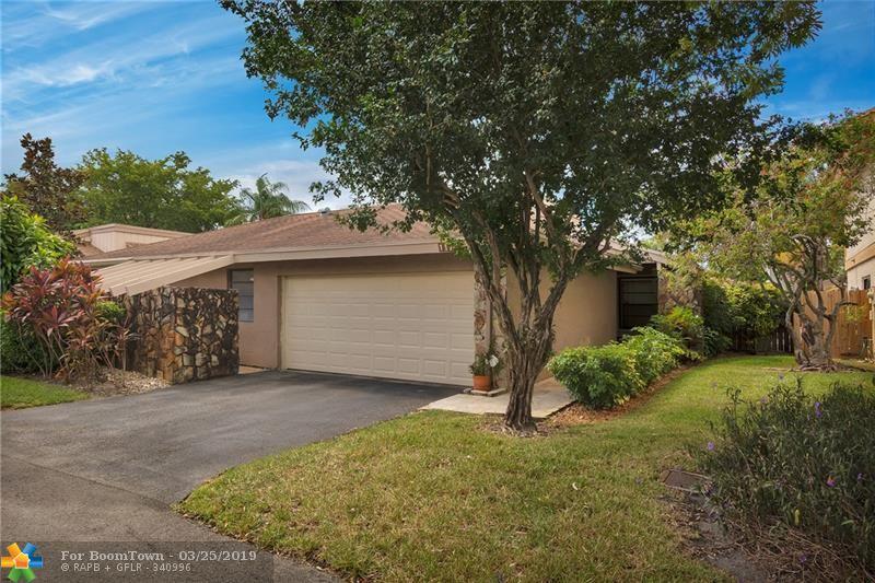 117 Kensington Rd - Photo 1