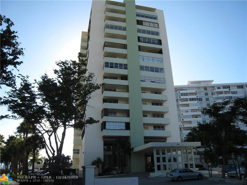 5 Island Ave - Photo 1